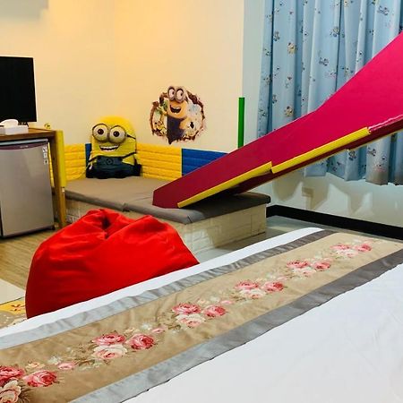 荳蔻年華 Apartment Tainan Luaran gambar