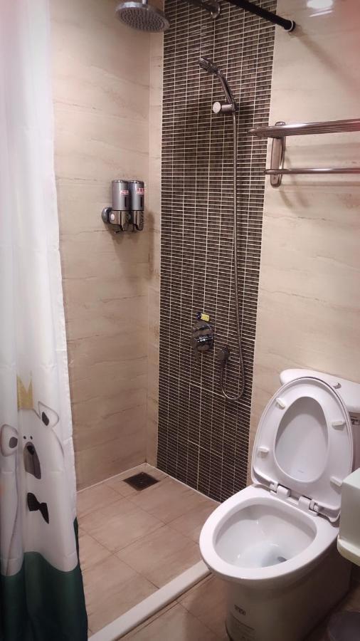 荳蔻年華 Apartment Tainan Luaran gambar